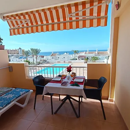 Sans Vis-a-vis Vue Ocean & Piscine,free Wifi,private Parking&solarium Apartament Playa Paraiso (Tenerife)